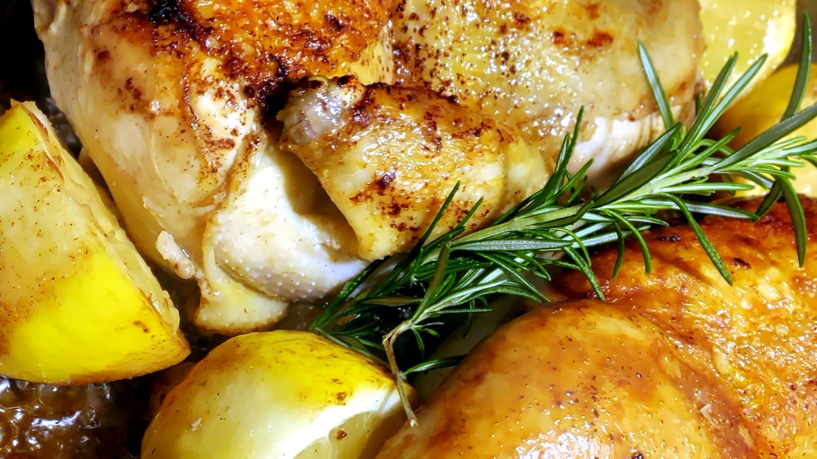 Roast chicken with lemon and rosemary